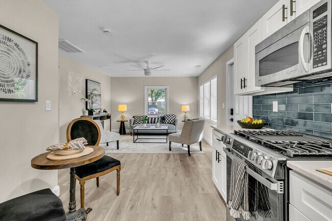 Foto del edificio - 635 Sequoia St