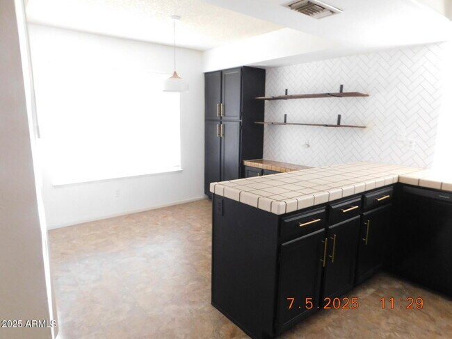 Foto del edificio - 14431 North 22nd St
