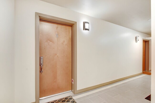 Foto del edificio - 1544 7th St