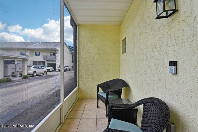 Building Photo - 825 Anastasia Blvd