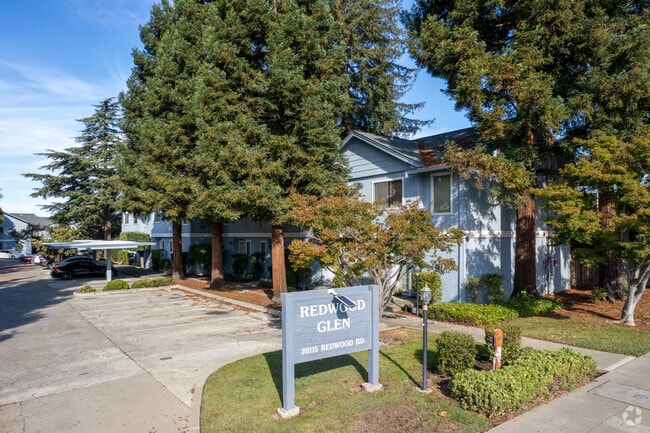 Building Photo - Redwood Glen
