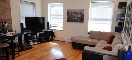 Primary Photo - 212 2nd Ave