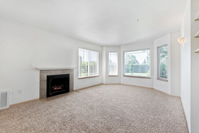 Interior Photo - Maple Ridge Apartments