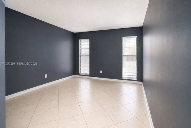Foto del edificio - 4848 NW 24th Ct