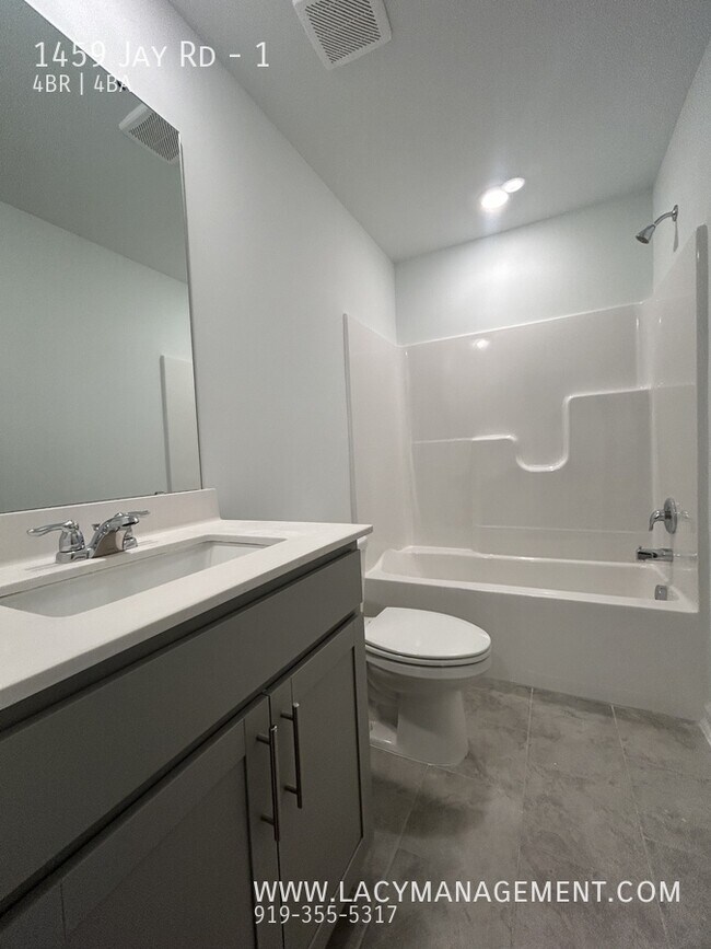 Foto del edificio - 1459 Jay Rd