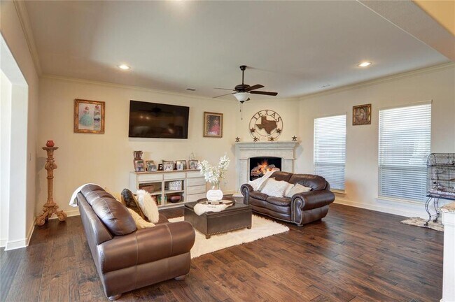 Foto del edificio - 1821 Park Highland Way