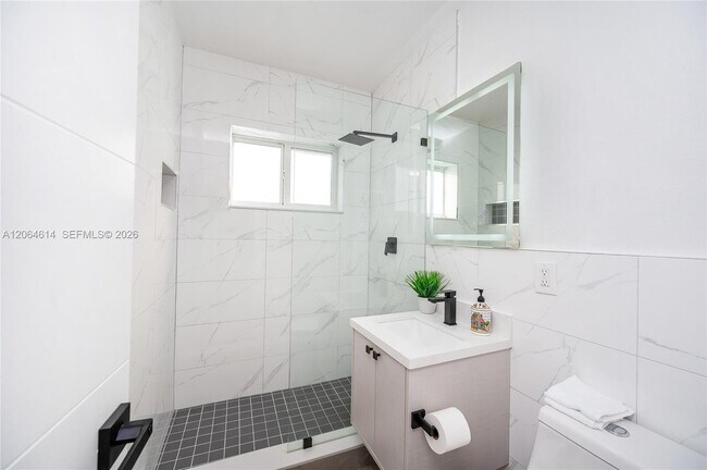 Foto del edificio - 5505 NW 5th Ct