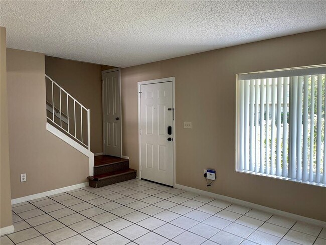 Foto del edificio - 6902 San Mateo Ct