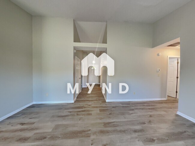 Building Photo - 3661 Foxtail Dr