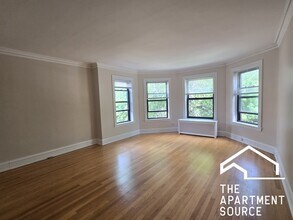 Building Photo - 1503 W Chase Ave