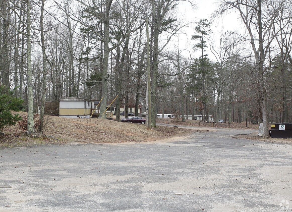 Primary Photo - 7148 Augusta Rd