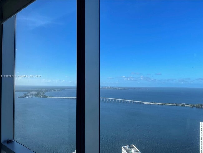 Foto del edificio - 1425 Brickell Ave