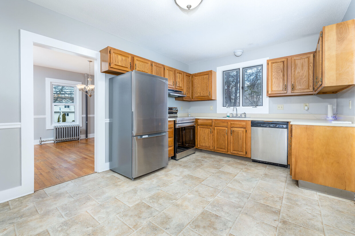 Foto principal - 1134 Hartford Tpke