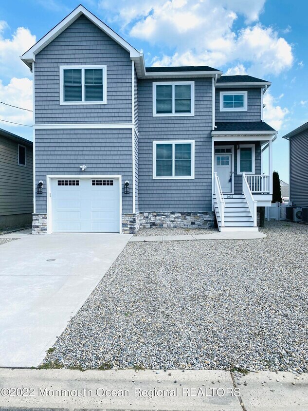 1632 West End Dr, Point Pleasant, NJ 08742 House Rental in Point