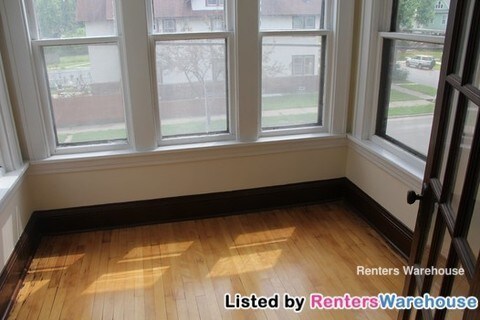 Foto del edificio - 2200 E 32nd St