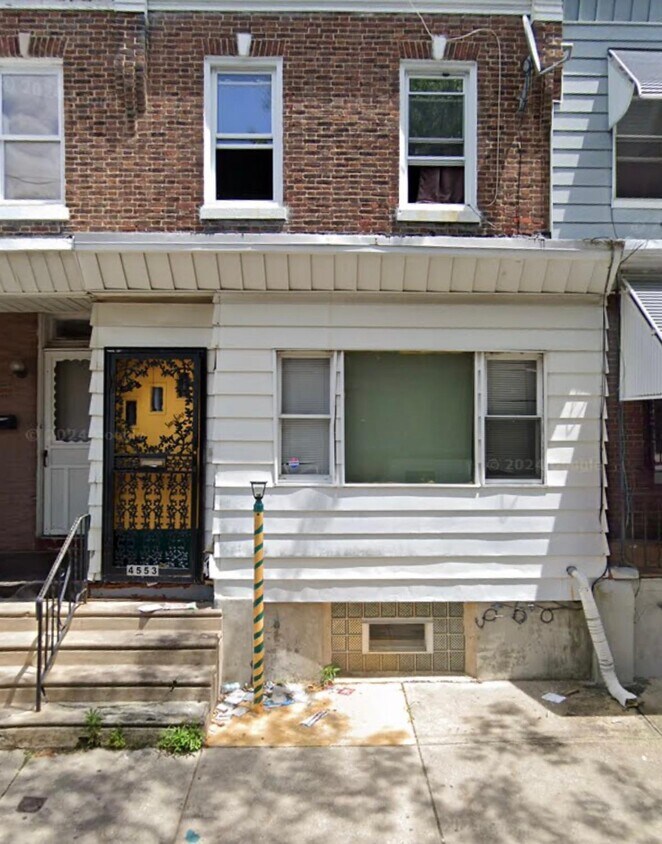 Foto principal - 4553 N Hicks St