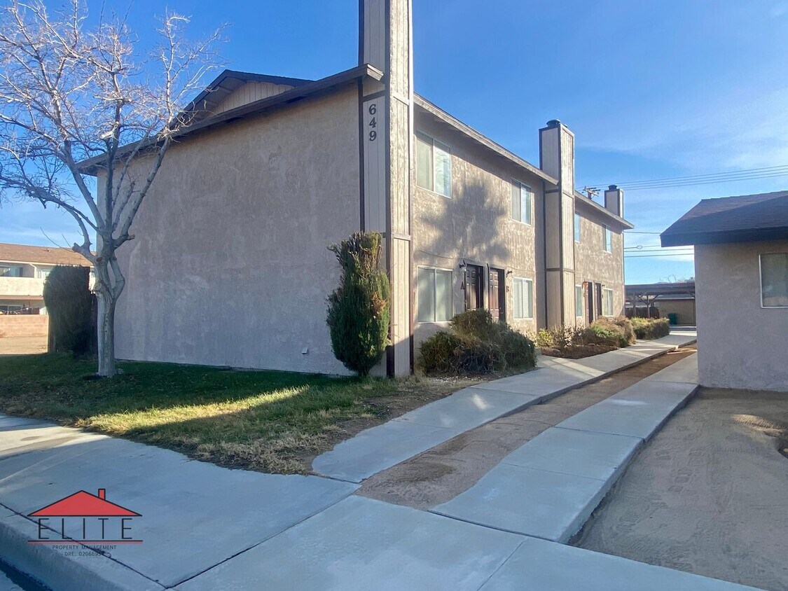 Foto principal - 649 Ridgecrest
