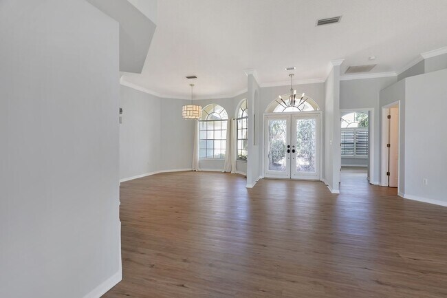 Building Photo - 4bd/3.5b Rental in Stoneybrook Estates. Pe...