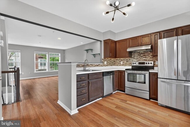 Building Photo - 13810 Fareham Ln