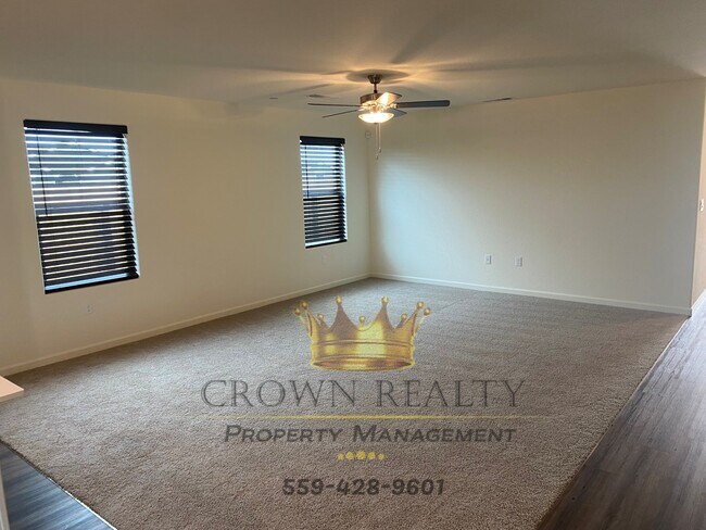 Foto del edificio - 2244 Samuel St