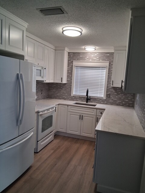 Foto del edificio - 308 Banana St