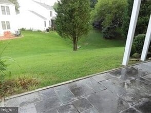 Building Photo - 106 Lindenridge Road