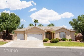 Building Photo - 1164 W Green Springs Heights N