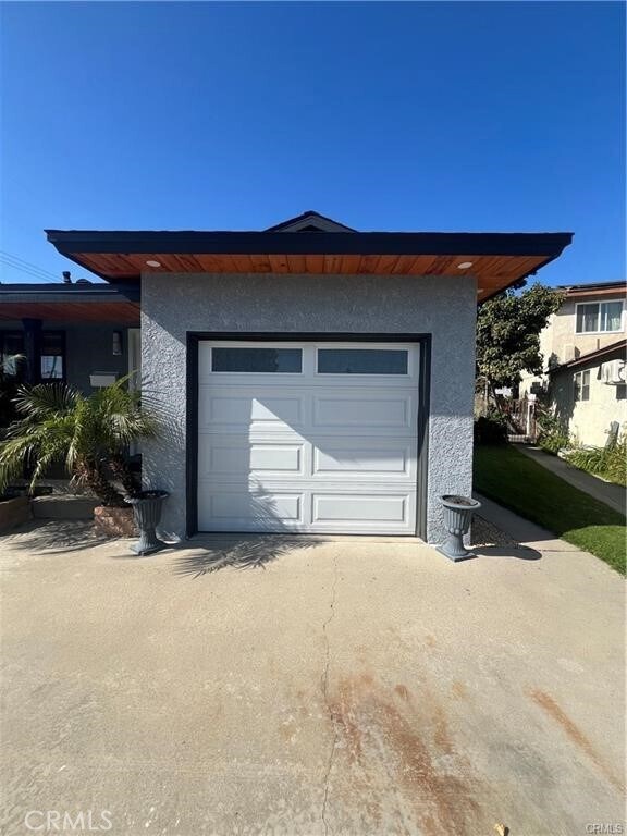 Foto del edificio - 12213 Pine St