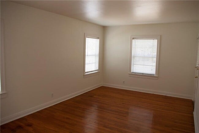 Building Photo - 5510 Avenue F