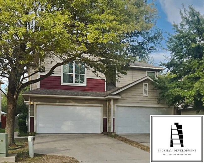 Front of Unit B (left) - 2418 Allred Dr