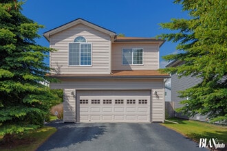 Building Photo - 11050 Solitude Cir