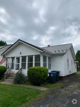 Building Photo - 482 Sieber Ave