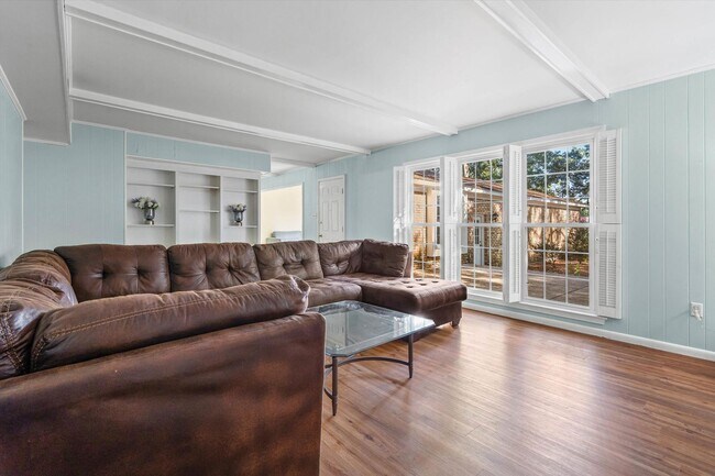 Foto del edificio - Five Bedroom in Country Club Woods