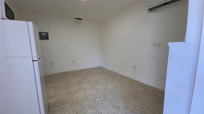 Foto del edificio - 50 Flagami Blvd