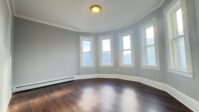 dormitorio 1 - 150 Pleasant St