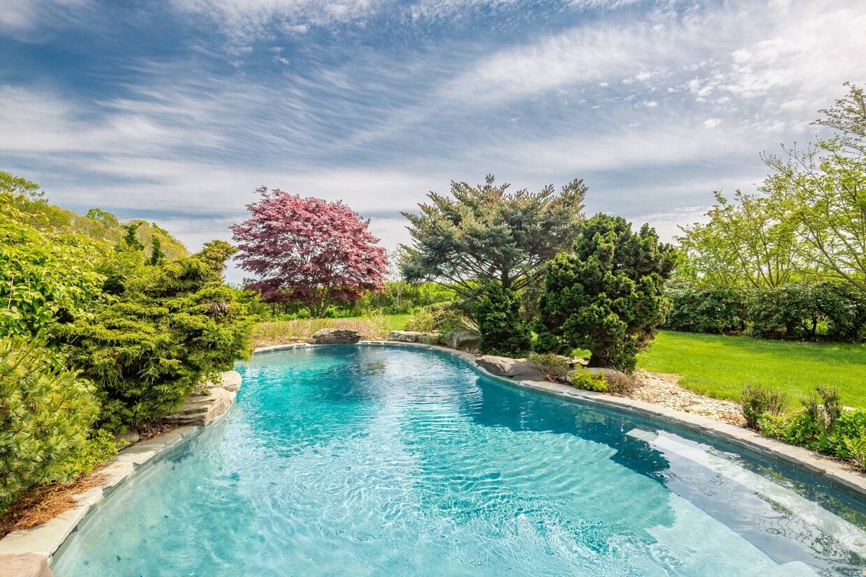 Foto principal - 869 Head of Pond Rd