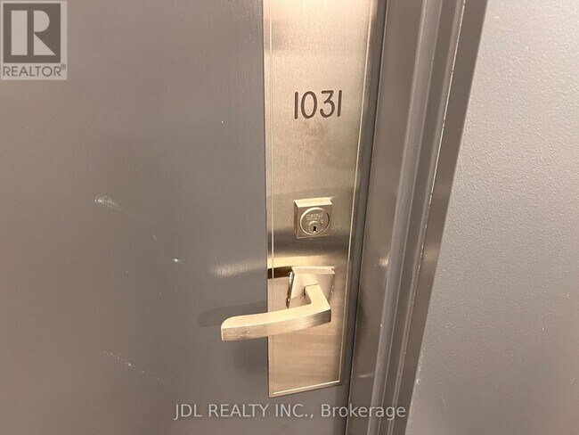 Photo du bâtiment - 7161 Yonge St