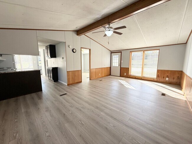 Foto del edificio - 914 Davenport Rd