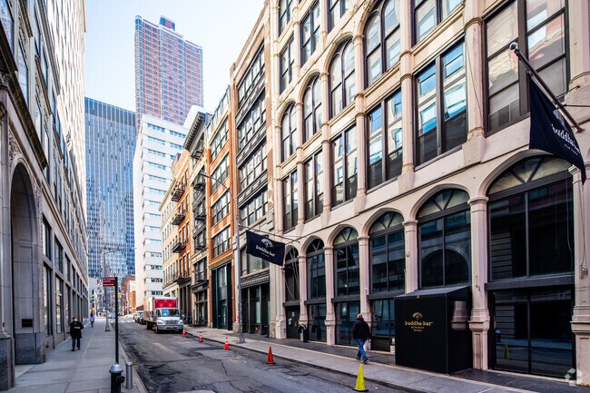 Context - 60 Thomas St