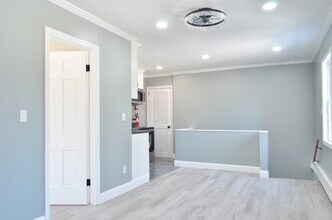 Building Photo - 661 Mt Lucas Rd