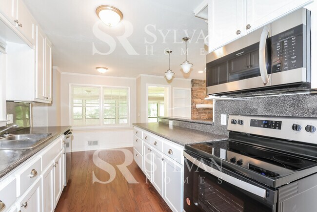 Foto del edificio - Rest. Relax. Recharge. Home awaits!