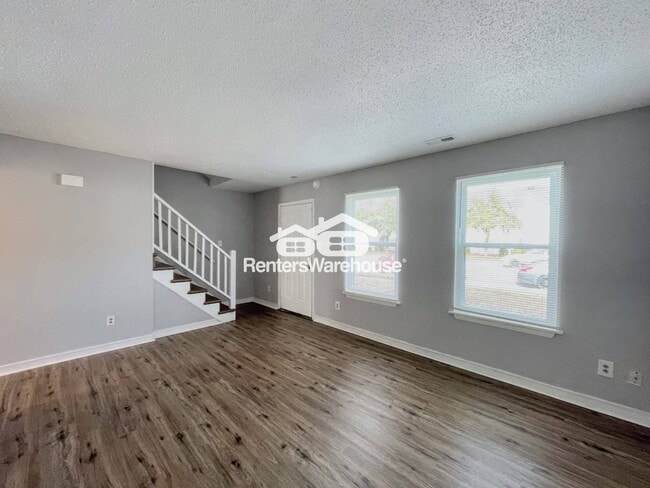 Foto del edificio - 4157 Holly Cove Dr