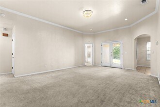 Building Photo - 211 Sims Ridge Dr