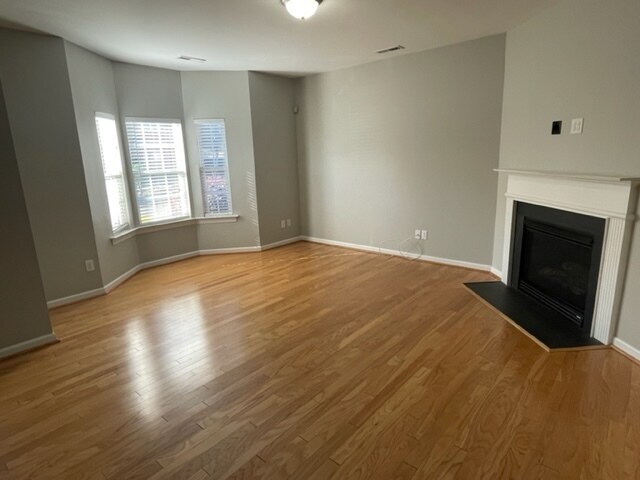 Foto del edificio - Spacious 3-bedroom, 2.5-bath home