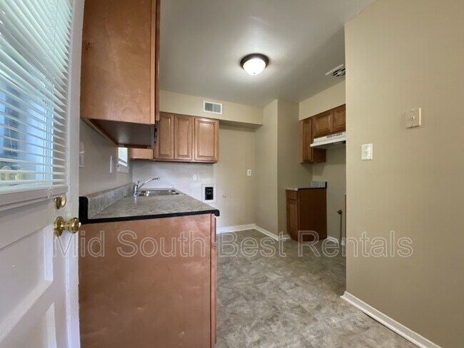 Foto del edificio - 3813 Townsend Ave