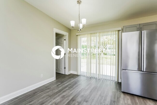 Foto del edificio - 3 Bedroom Pet-Friendly Home in CAPE CORAL, FL with Main Street Renewal