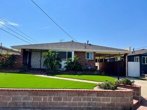Building Photo - 13775 Ramona Ave