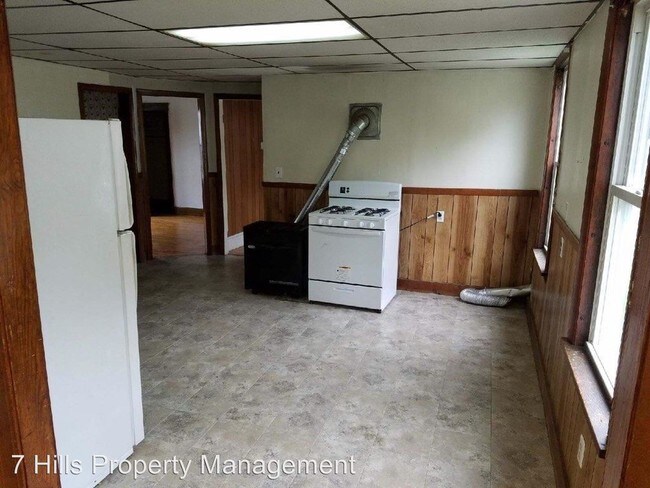 Building Photo - 159 Cohasset St