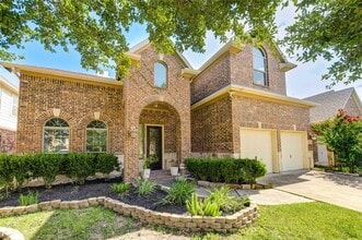 Building Photo - 611 Whitney Oaks Ln
