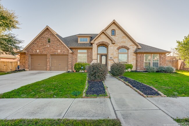 Building Photo - 1720 Oak Sprawl